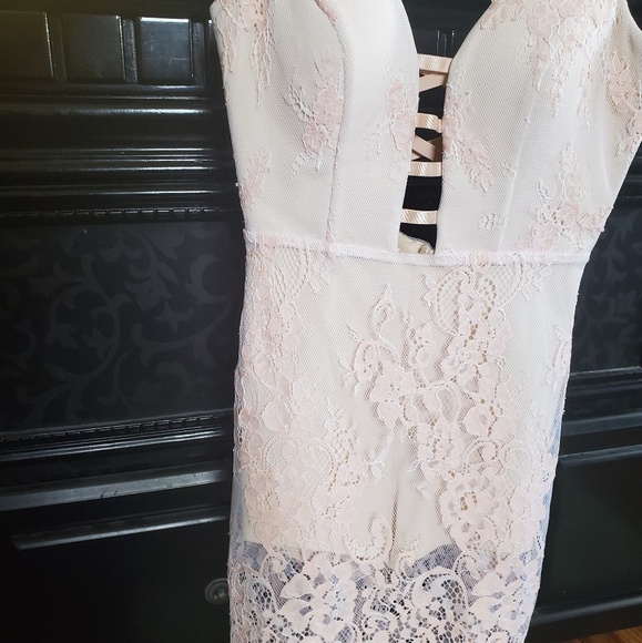 BEBE dress romper - Picture 2 of 6